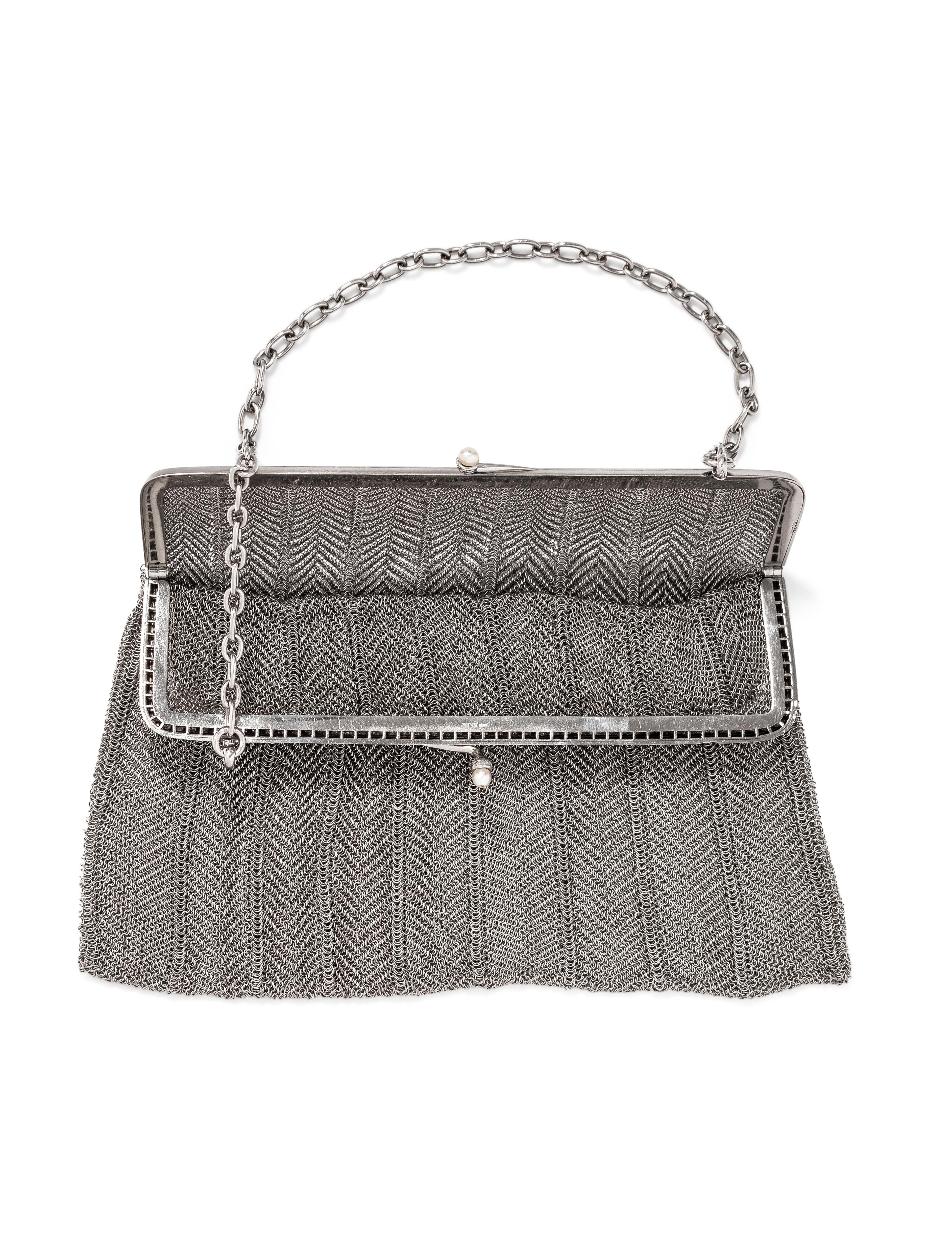 FRENCH, BELLE ÉPOQUE, PLATINUM AND DIAMOND PURSE
