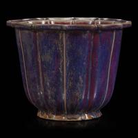 A Chinese flambé-glazed barbed jardinière 钧窑花盆一件
