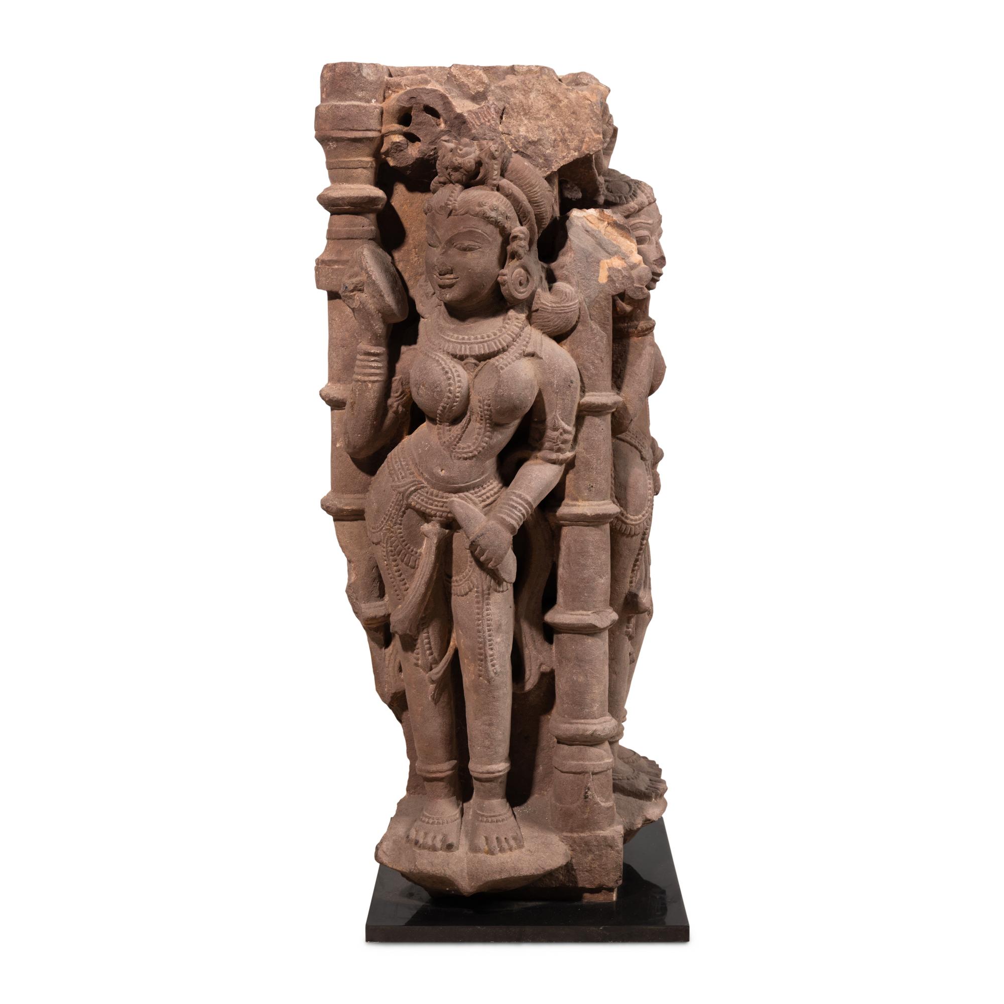 An Indian Sandstone Sculpture, Rajasthan or Madhya Pradesh, Mid 12th Century — 十二世紀中葉 印度拉贾斯坦邦或中央邦 砂岩女神像