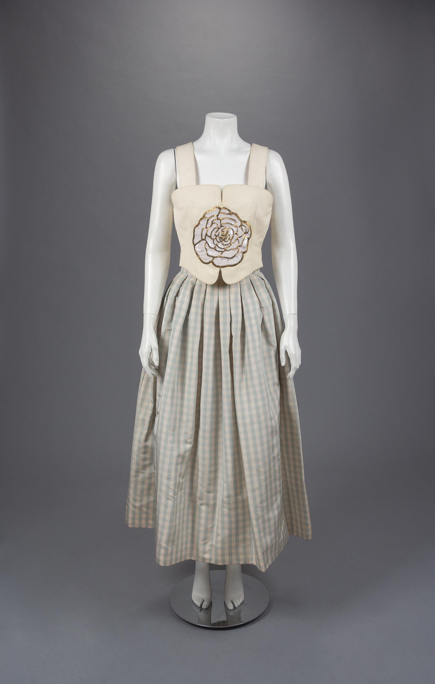 Geoffrey Beene Ensemble, Spring 1988