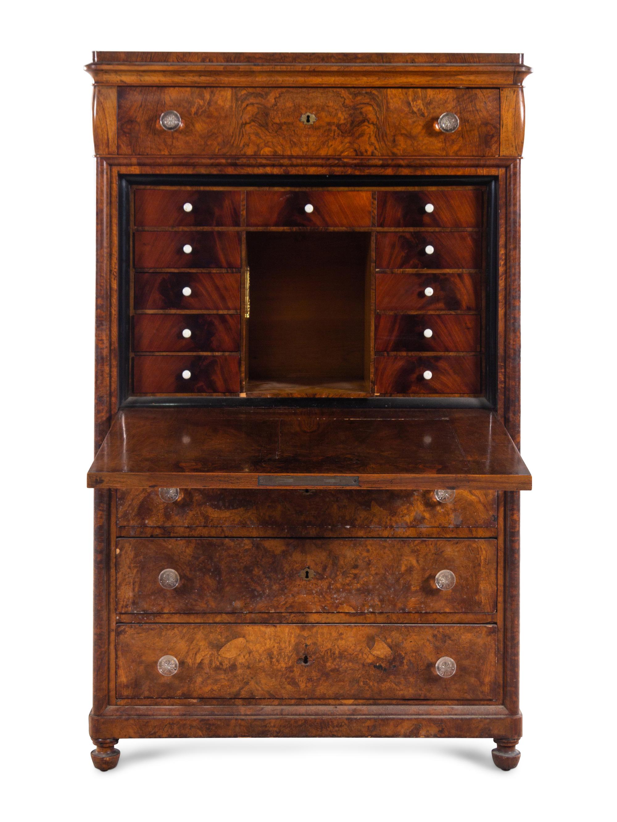 A Continental Burl Walnut Secrétaire à Abattant