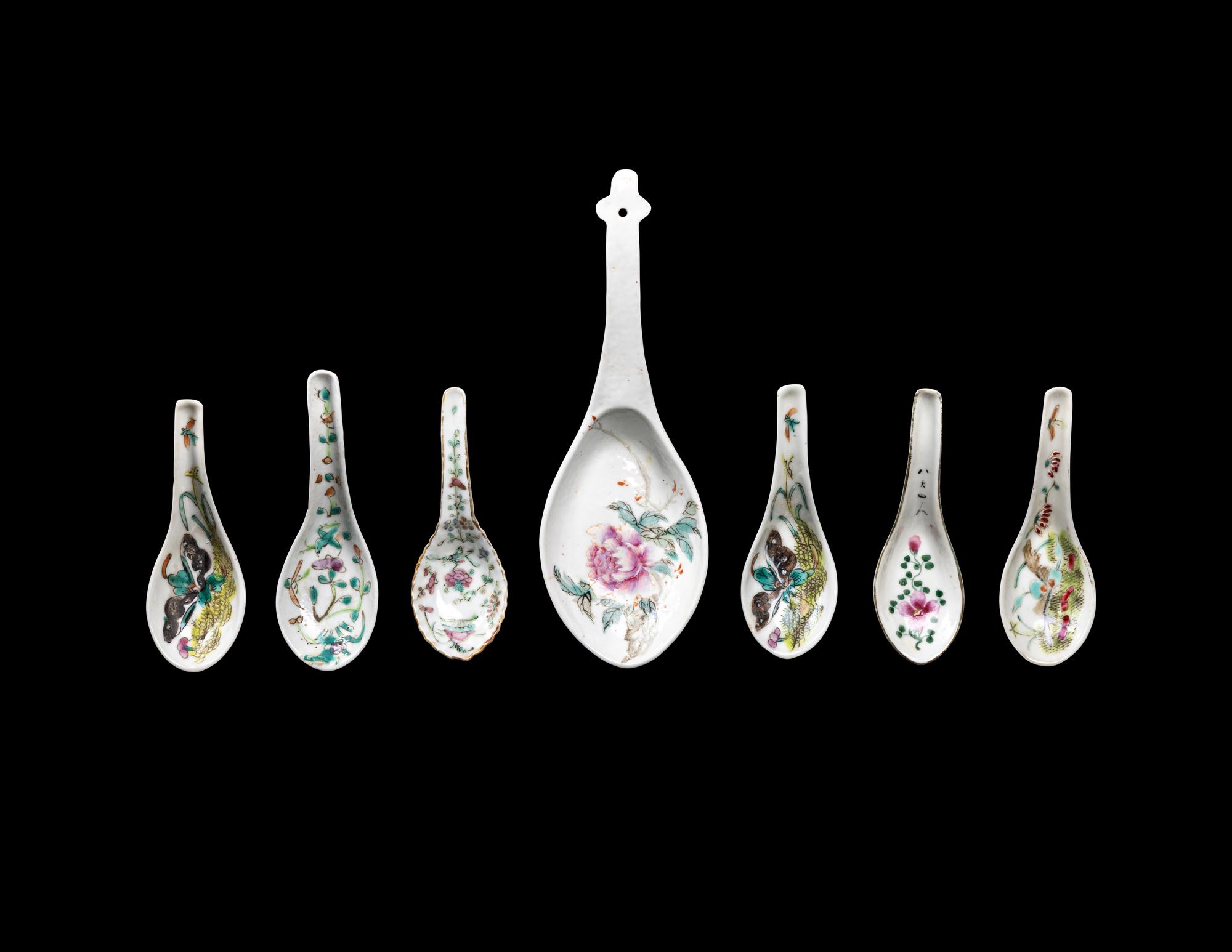 16 Chinese Porcelain Wares