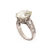 ANTIQUE, PLATINUM AND DIAMOND RING