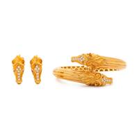 YELLOW GOLD, DIAMOND AND RUBY HORSE MOTIF SET