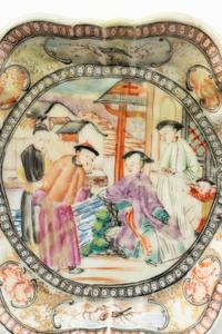 Ten Chinese Export Famille Rose Porcelain Articles