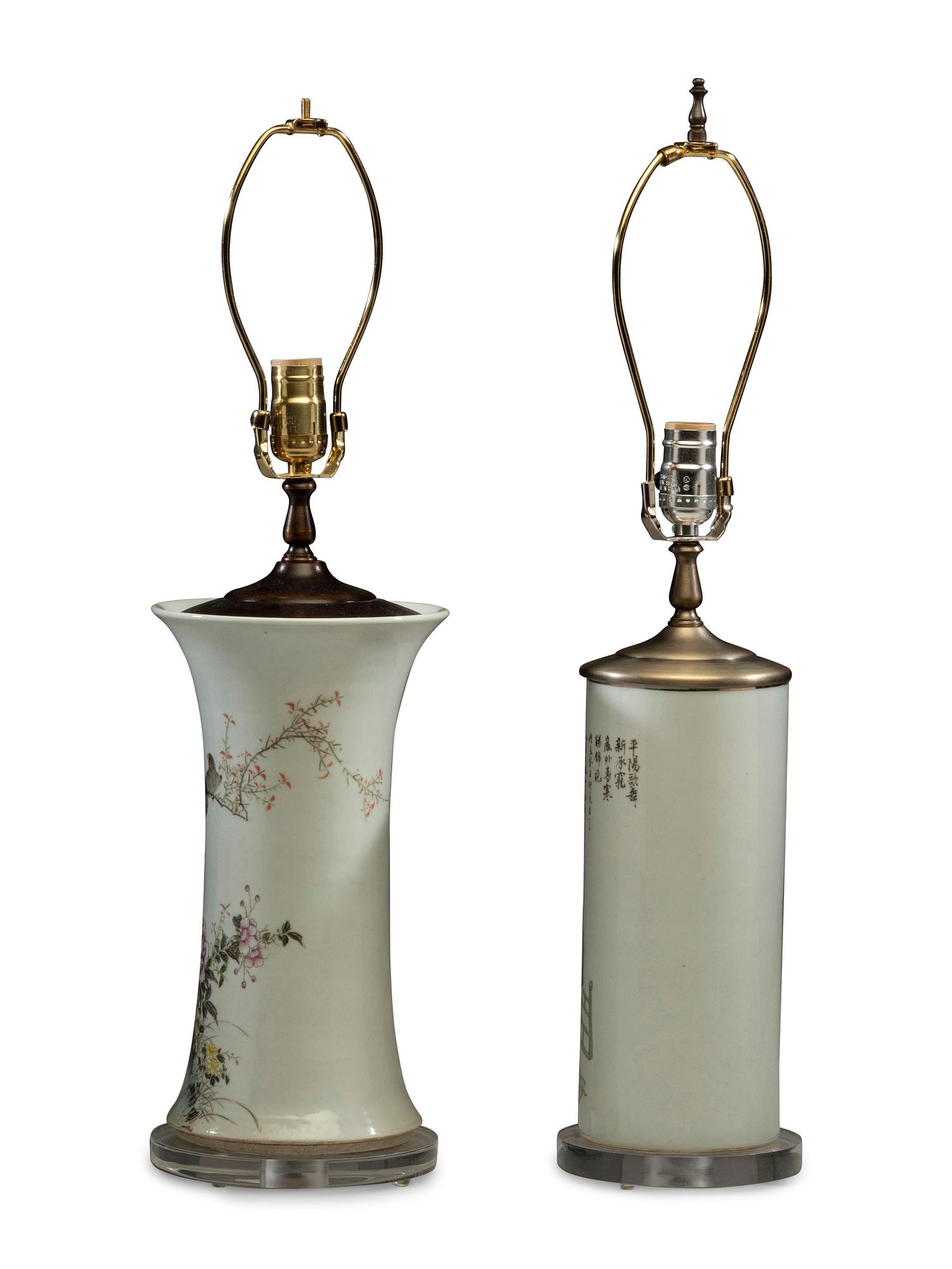 A Pair of Chinese Export Porcelain Vases
