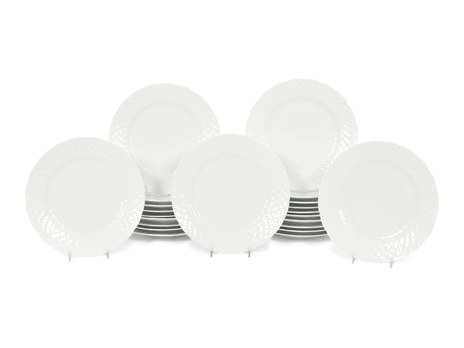 A Set of Twenty-Two Bernardaud Limoges Vannerie Porcelain Dinner Plates