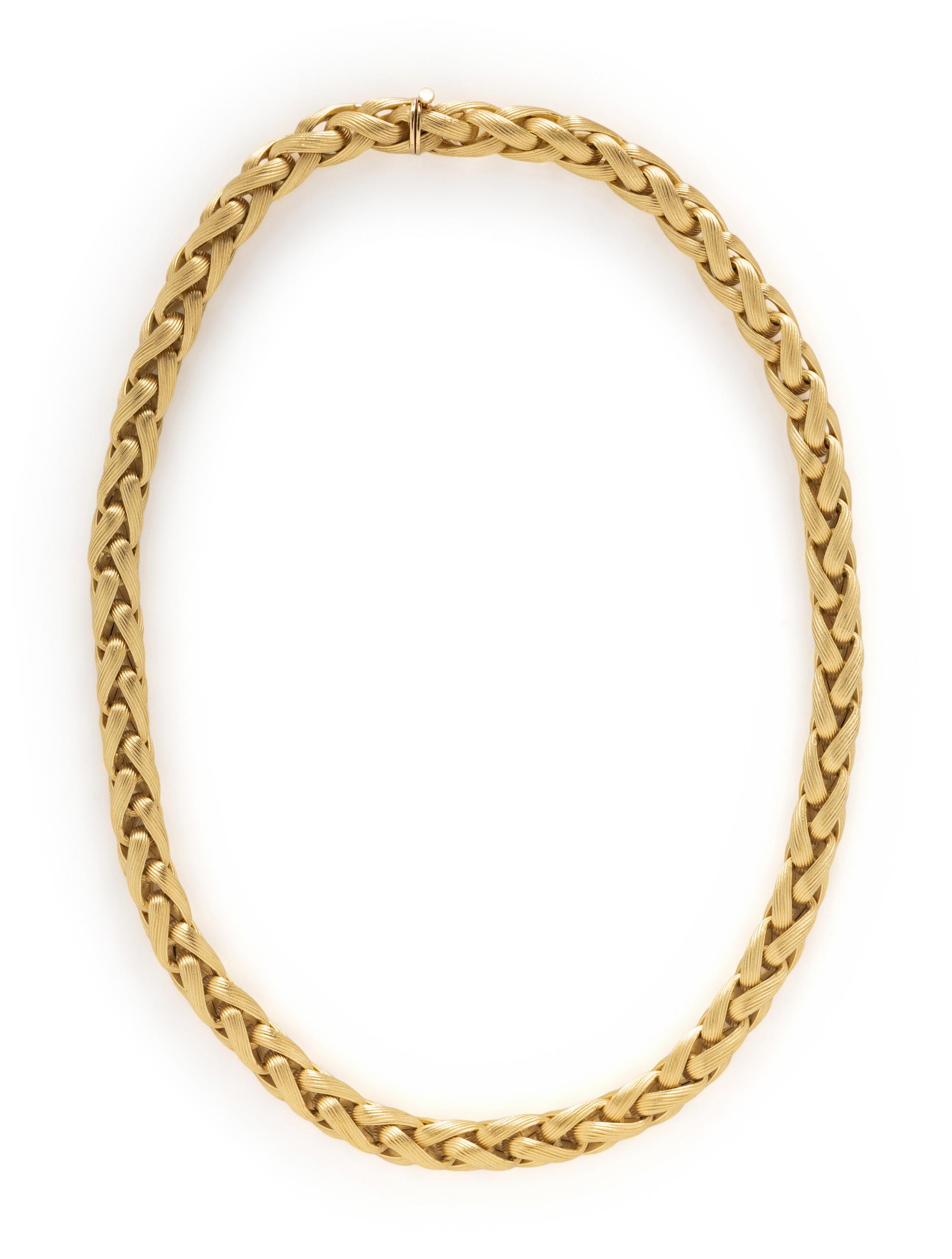 YELLOW GOLD NECKLACE AND CLIP EARRINGS