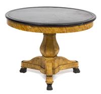An Italian Neoclassical Style Marble Top Table Height 29 x diameter 40 inches. — EARLY 20TH CENTURY