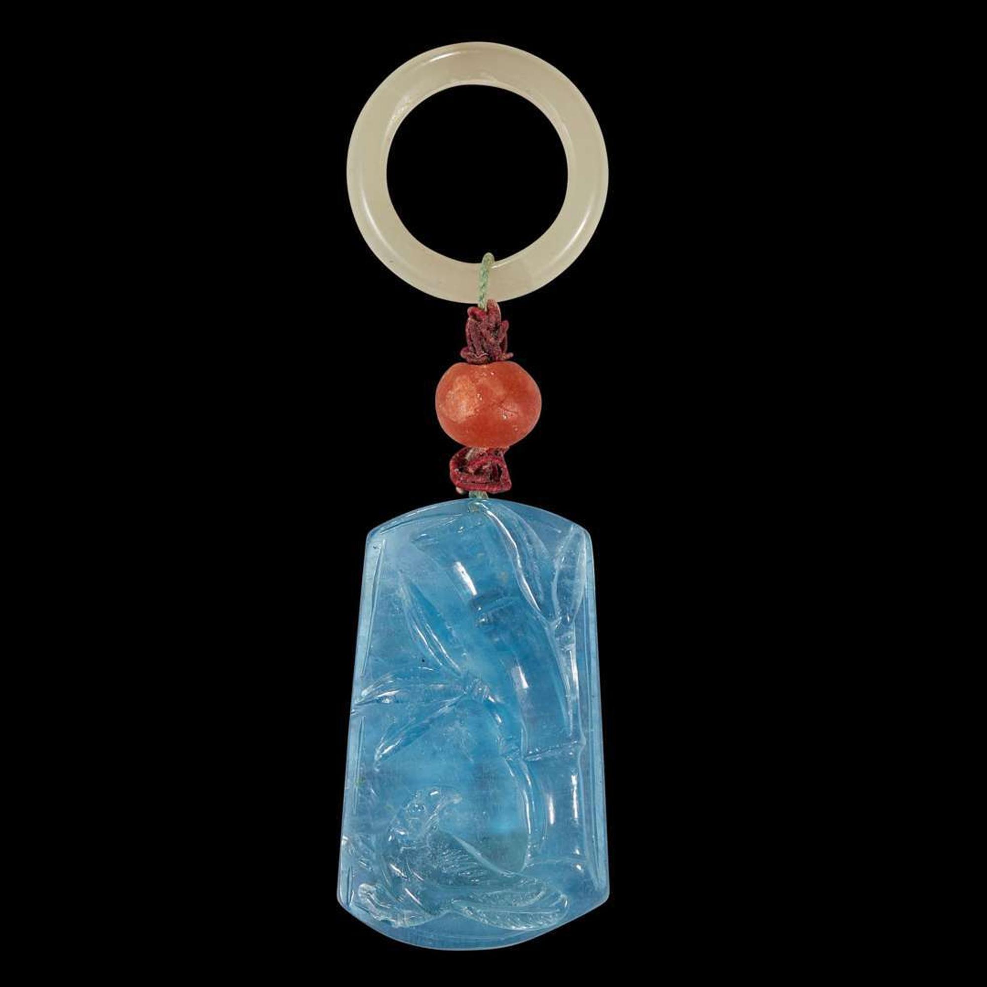 A Chinese carved aquamarine pendant