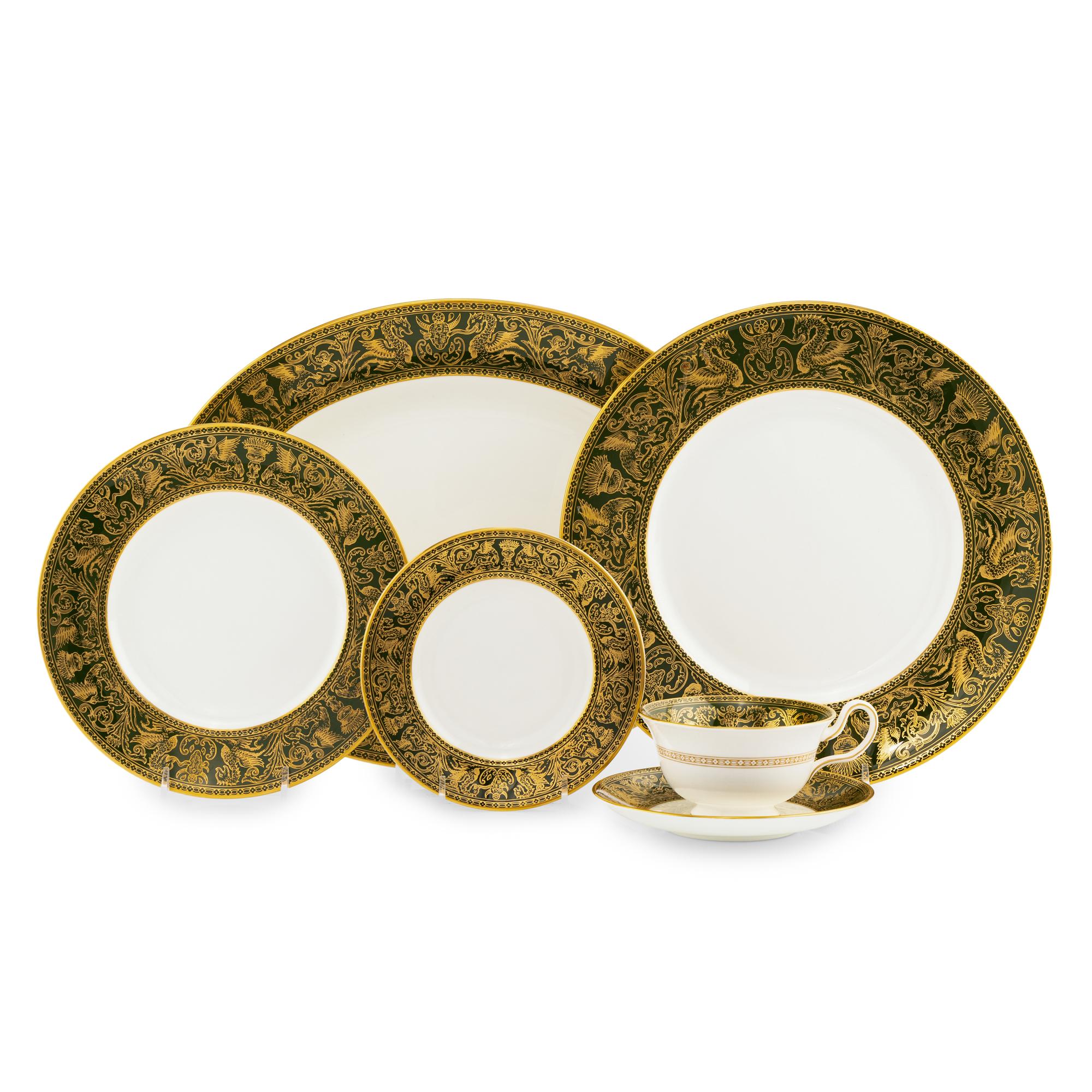 A Wedgwood Porcelain Florentine Dinner Service