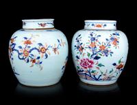 A Pair of Chinese Export Imari and Famille Rose Porcelain Covered Jars and a Flori-Form Plate