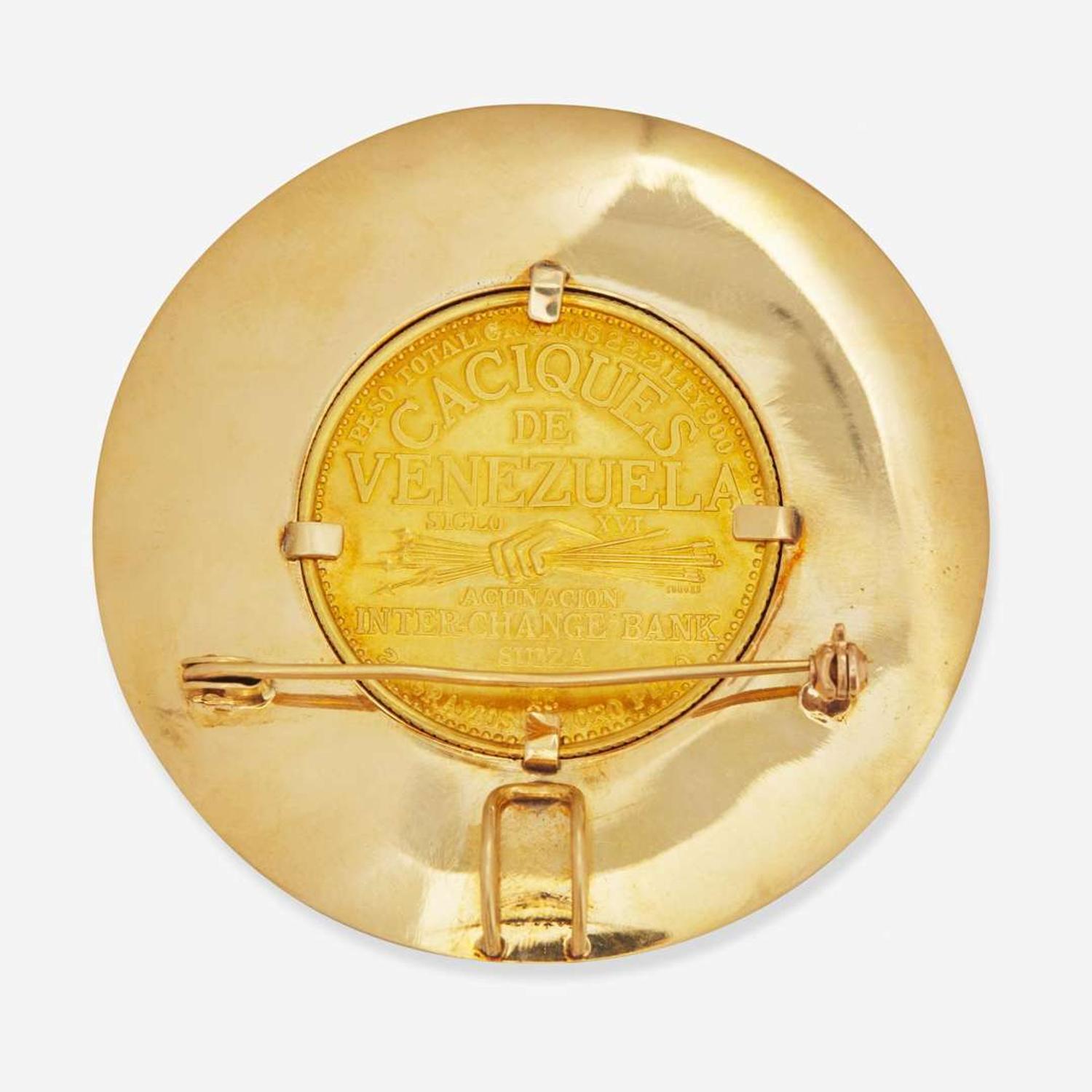 A Caciques De Venezuela Gold Coin Pendant
