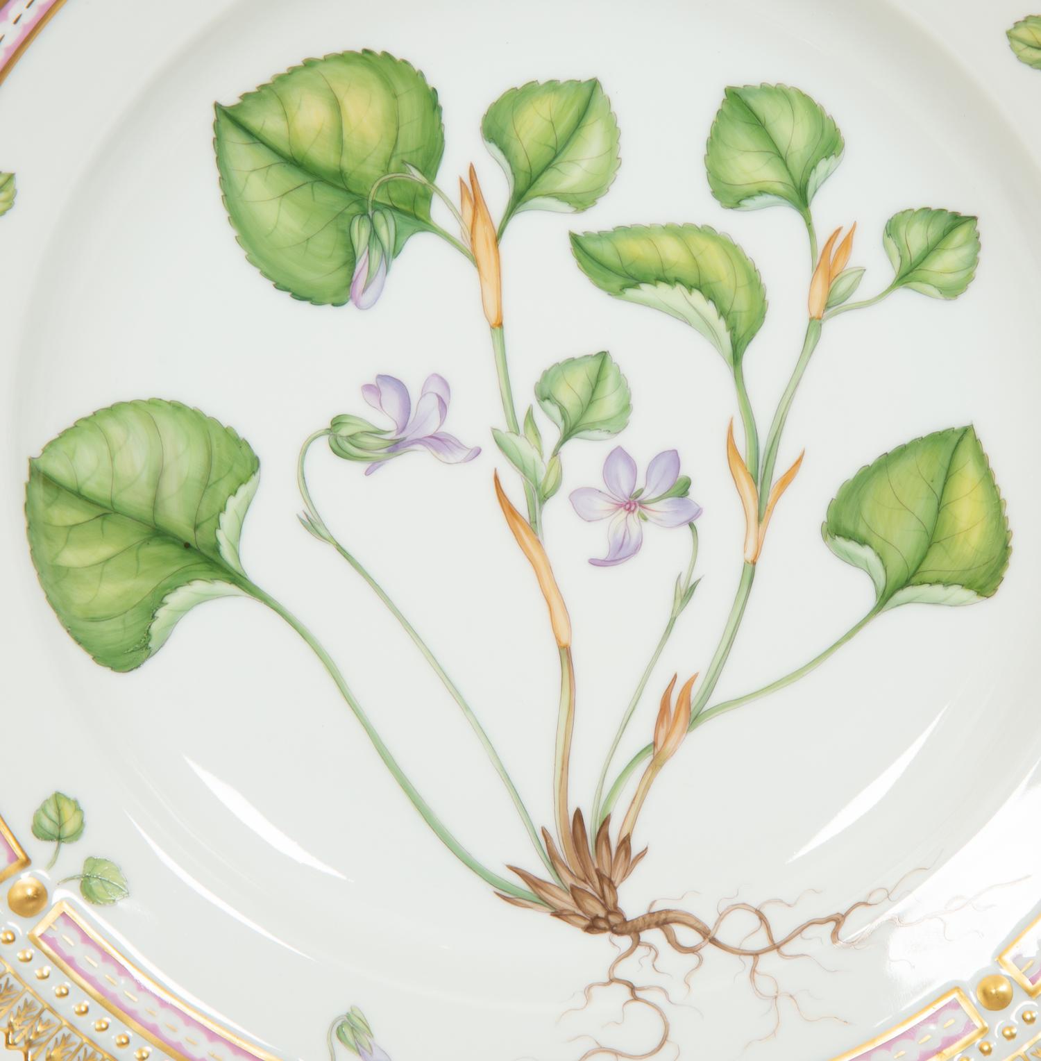 Twelve Royal Copenhagen Flora Danica Porcelain Dinner Plates