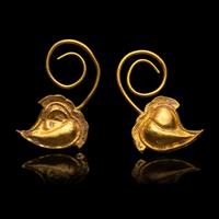 A Pair of Chinese Gold 'Peach' Earrings, Erhuan, Song Dynasty 宋 桃形金耳環一對