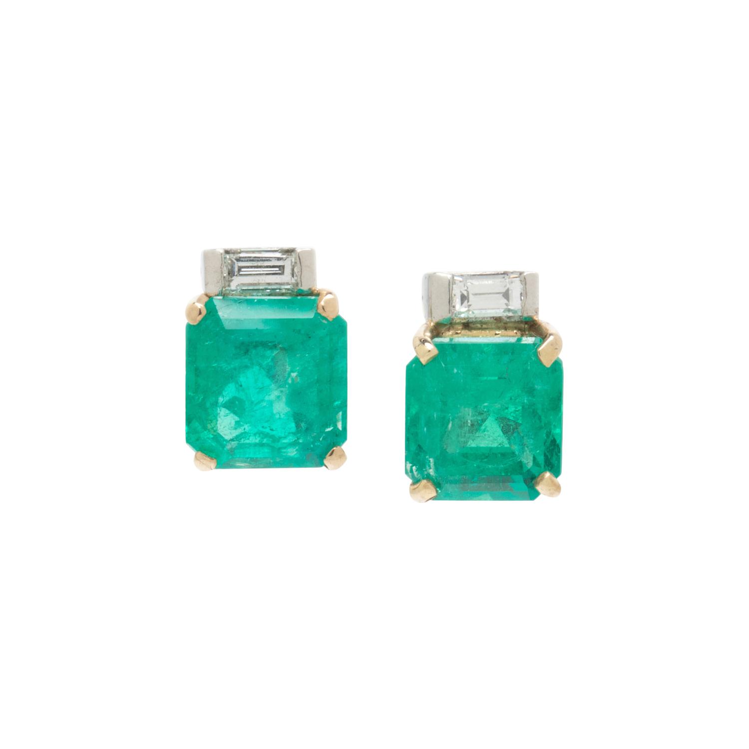 EMERALD AND DIAMOND EARRINGS