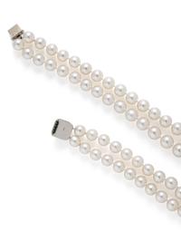 CULTURED PEARL DOUBLE STRAND NECKLACE WITH EMERALD AND DIAMOND CLASP