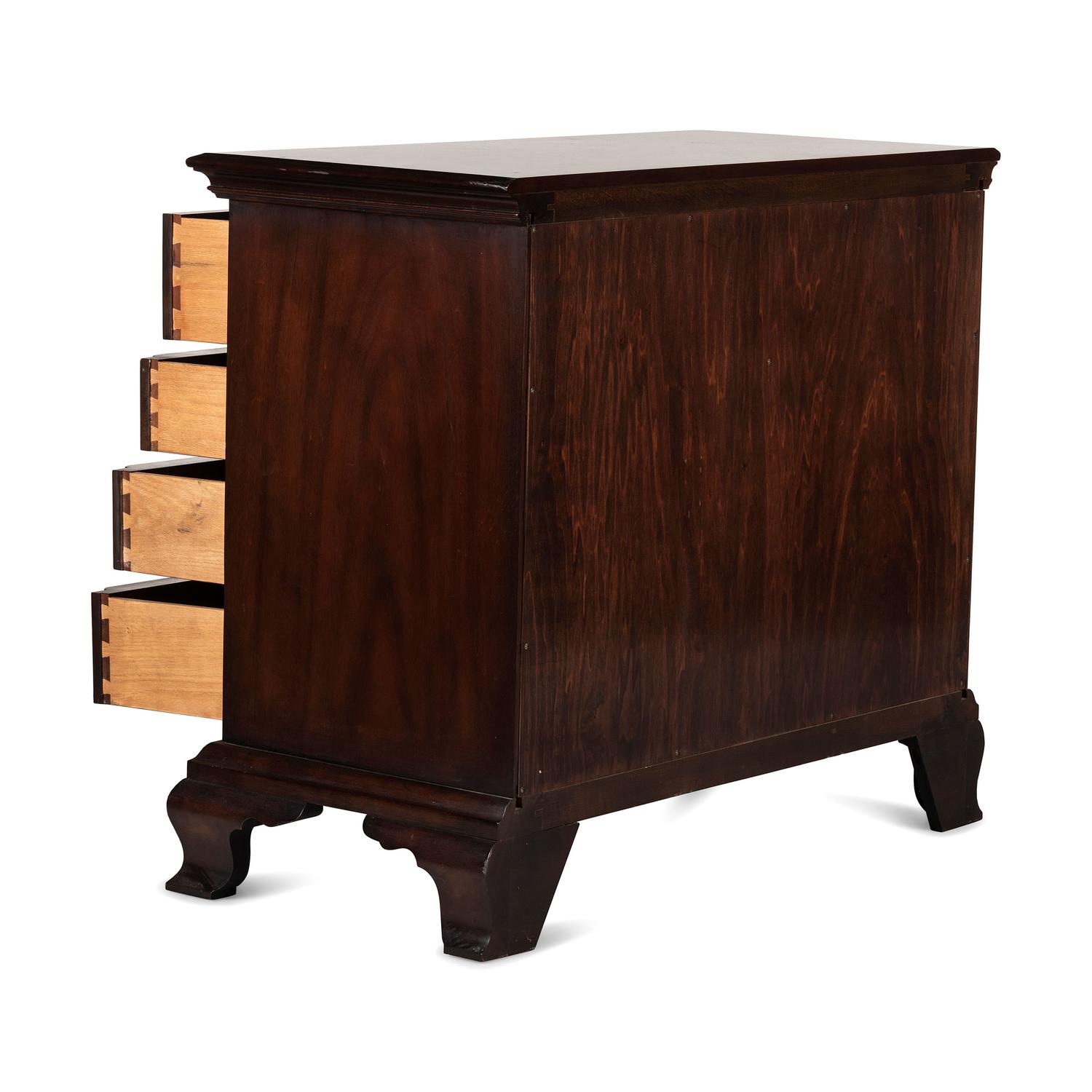A Chippendale Style Shell-and-Block Carved Mahogany Chest of Drawers