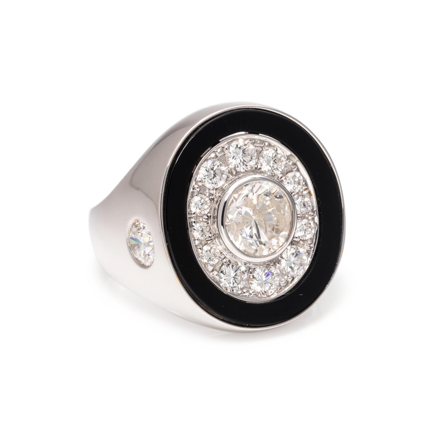 DIAMOND AND ONYX RING