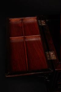 A Hongmu Dresser