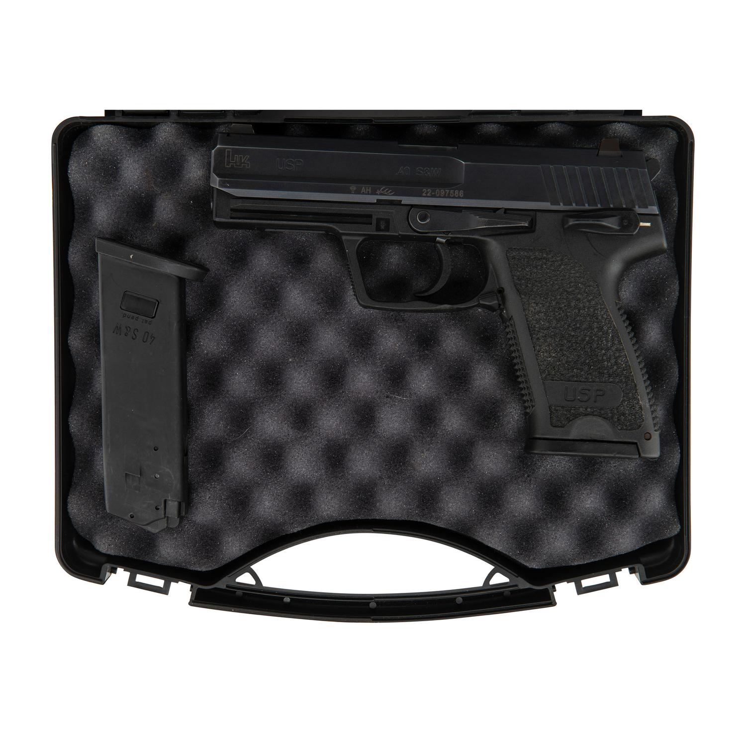 *Heckler & Koch HK USP .40 in box with Accessories