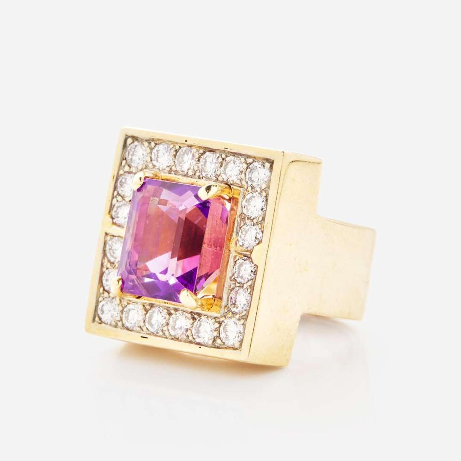 A 14K Yellow Gold, Diamond, and Amethyst Ring