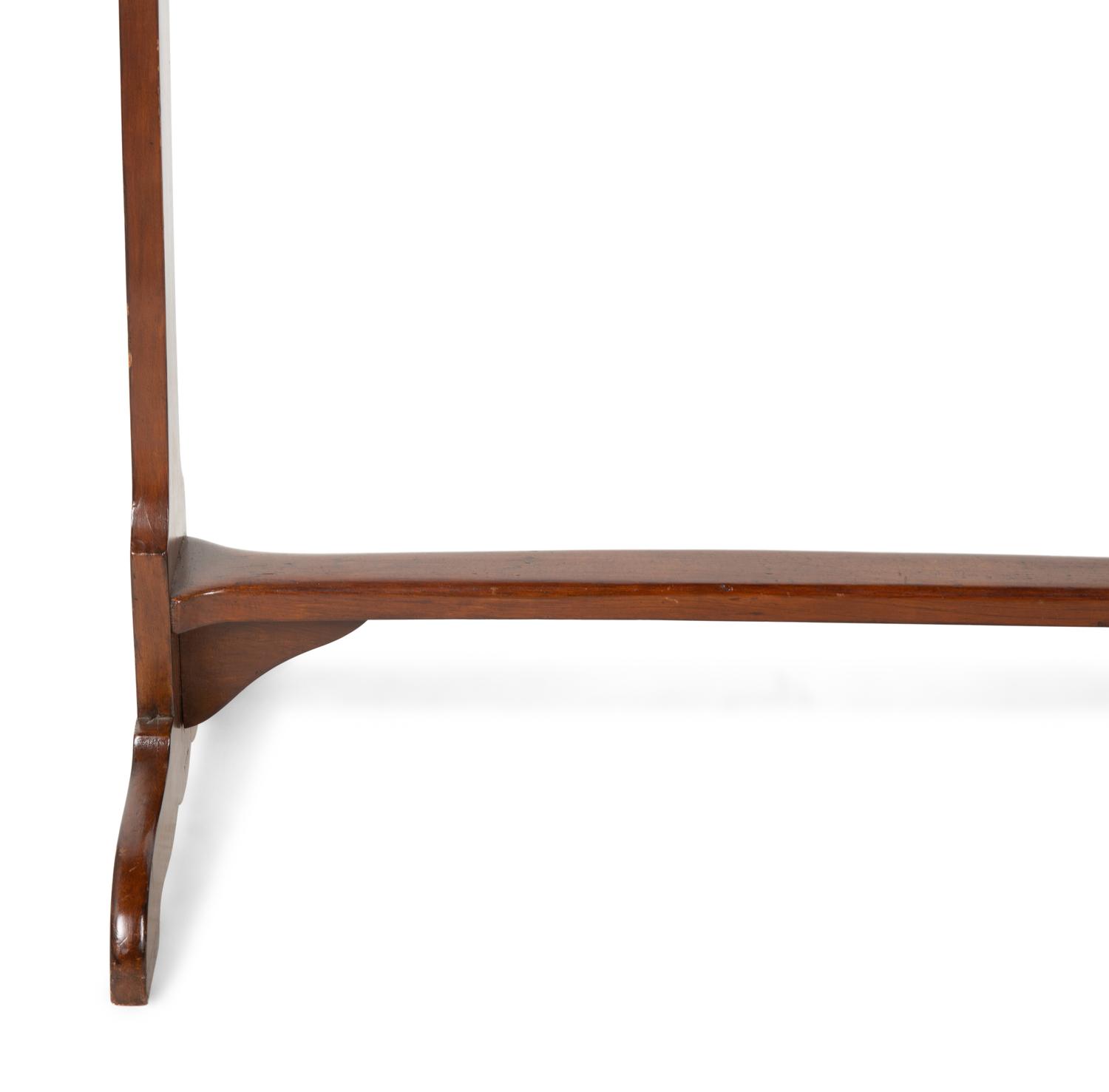 A French Mahogany Side Table — LATE 19TH/EARLY 20TH CENTURY