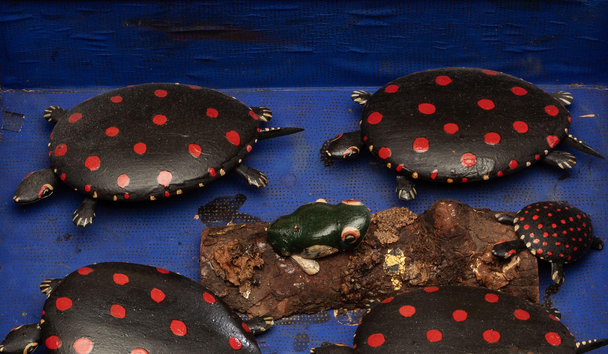 A Prisoner Made Figured Maple and Marquetry Inlaid Box with Turtles and Frogs, 19th Century