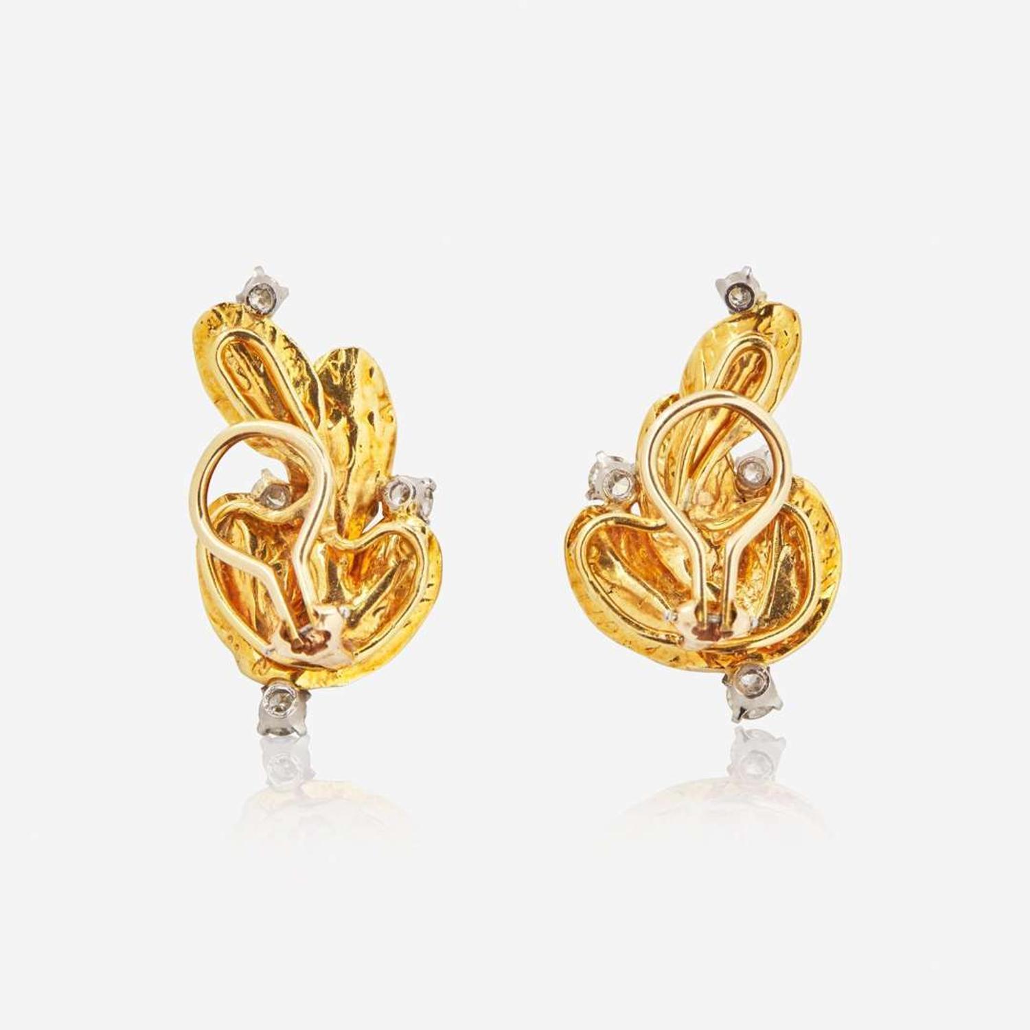 A Pair of 18K Yellow Gold and Diamond Ear Clips