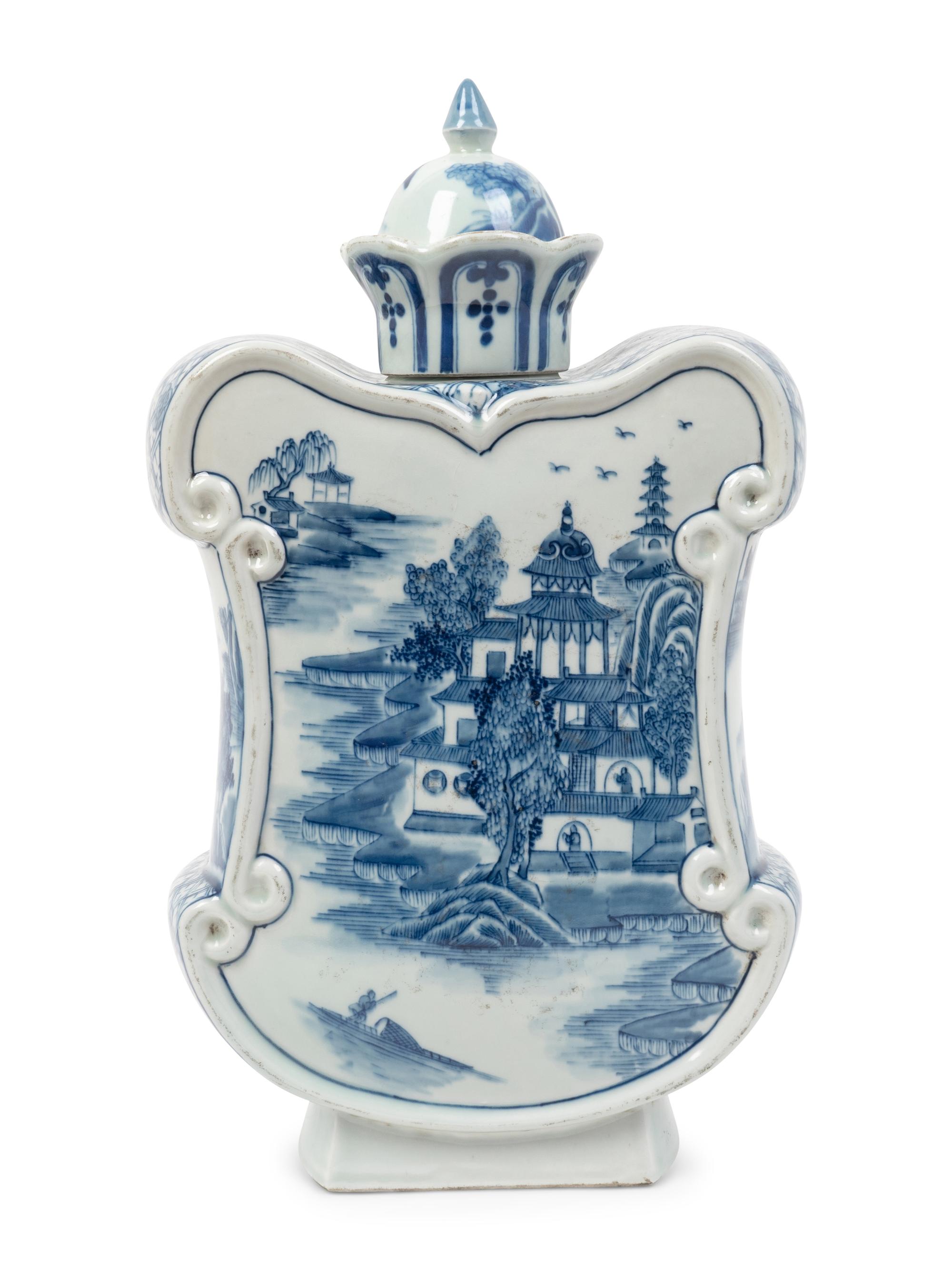A Chinese Blue and White Porcelain Cartouche-Shaped Bottle Vase — 20TH CENTURY