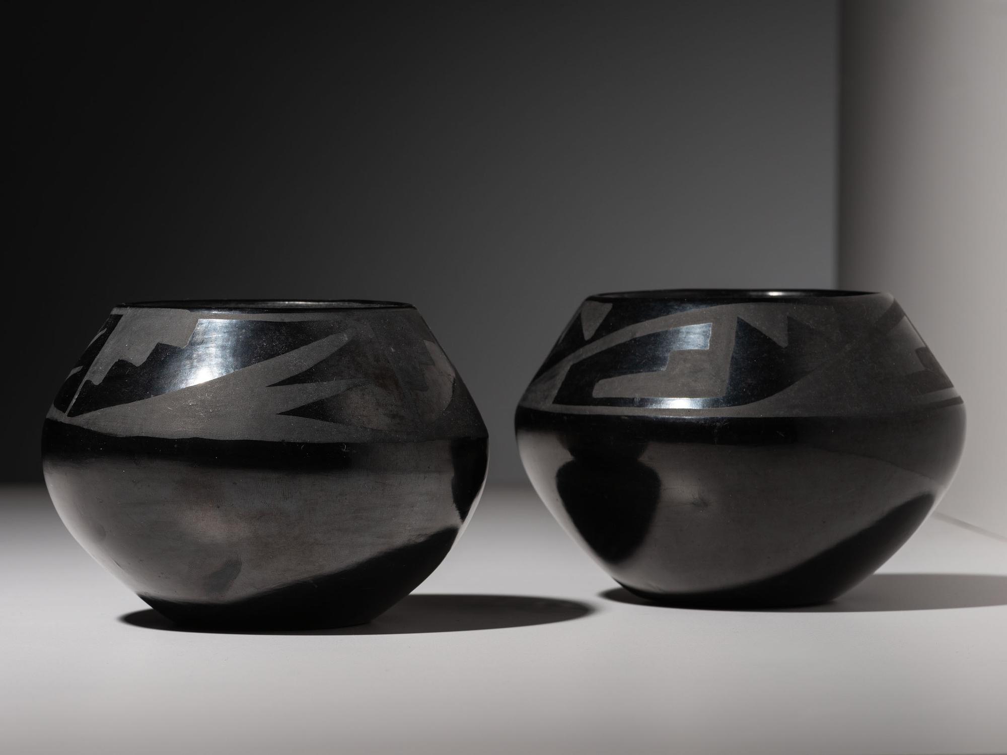 Blackware Pottery 1925-1943