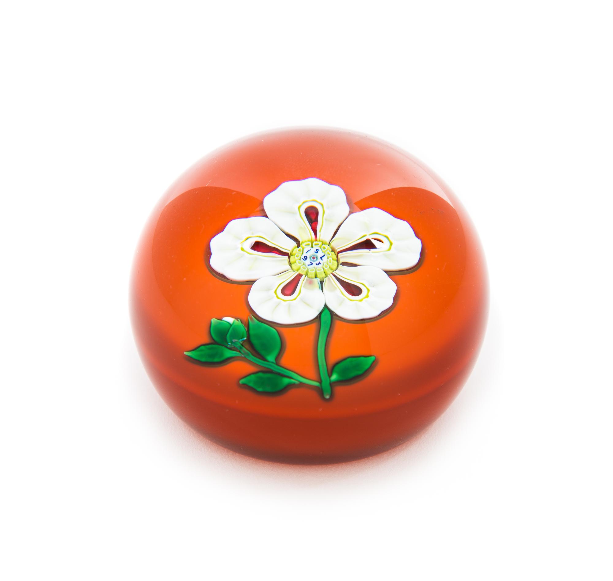 Saint-Louis, France, a flower paperweight, 1973