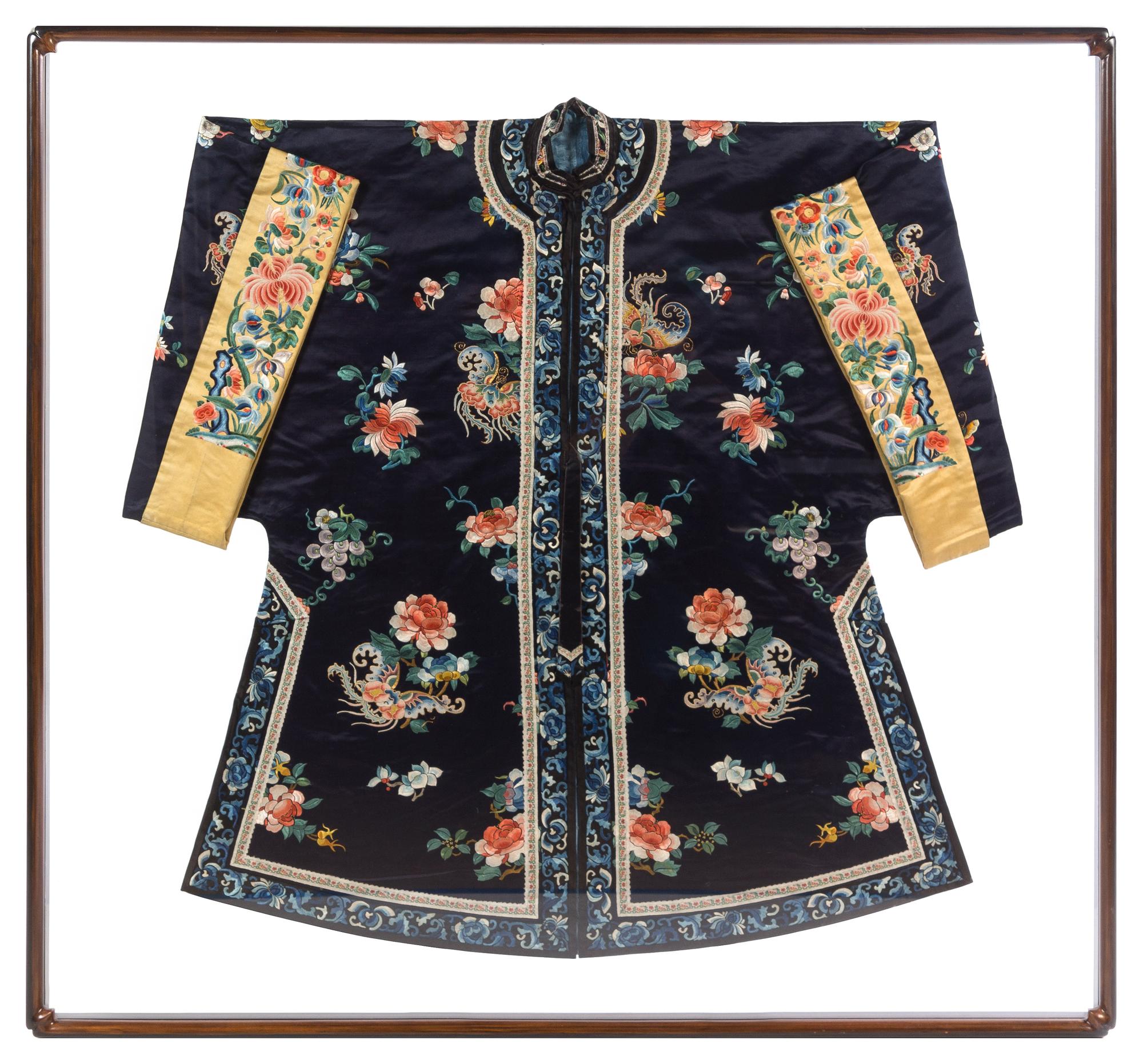 A Chinese Embroidered Silk Lady's Robe Height collar to hem 43 1/2 inches. — LATE QING DYNASTY