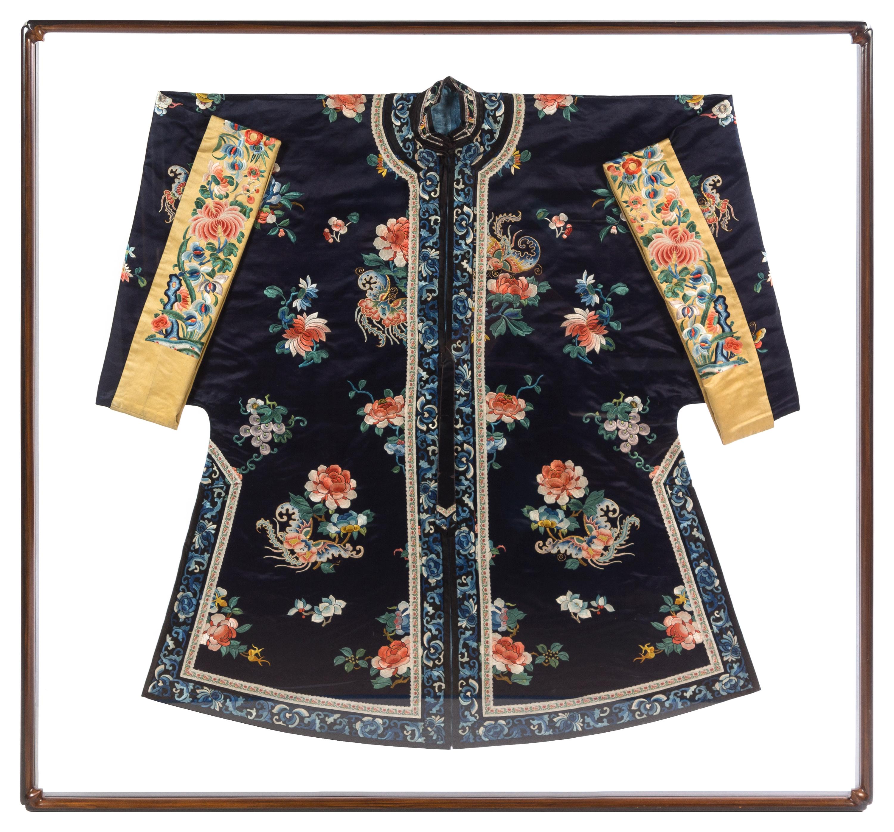 A Chinese Embroidered Silk Lady's Robe Height collar to hem 43 1/2 inches. — LATE QING DYNASTY