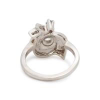 WHITE GOLD AND DIAMOND RING