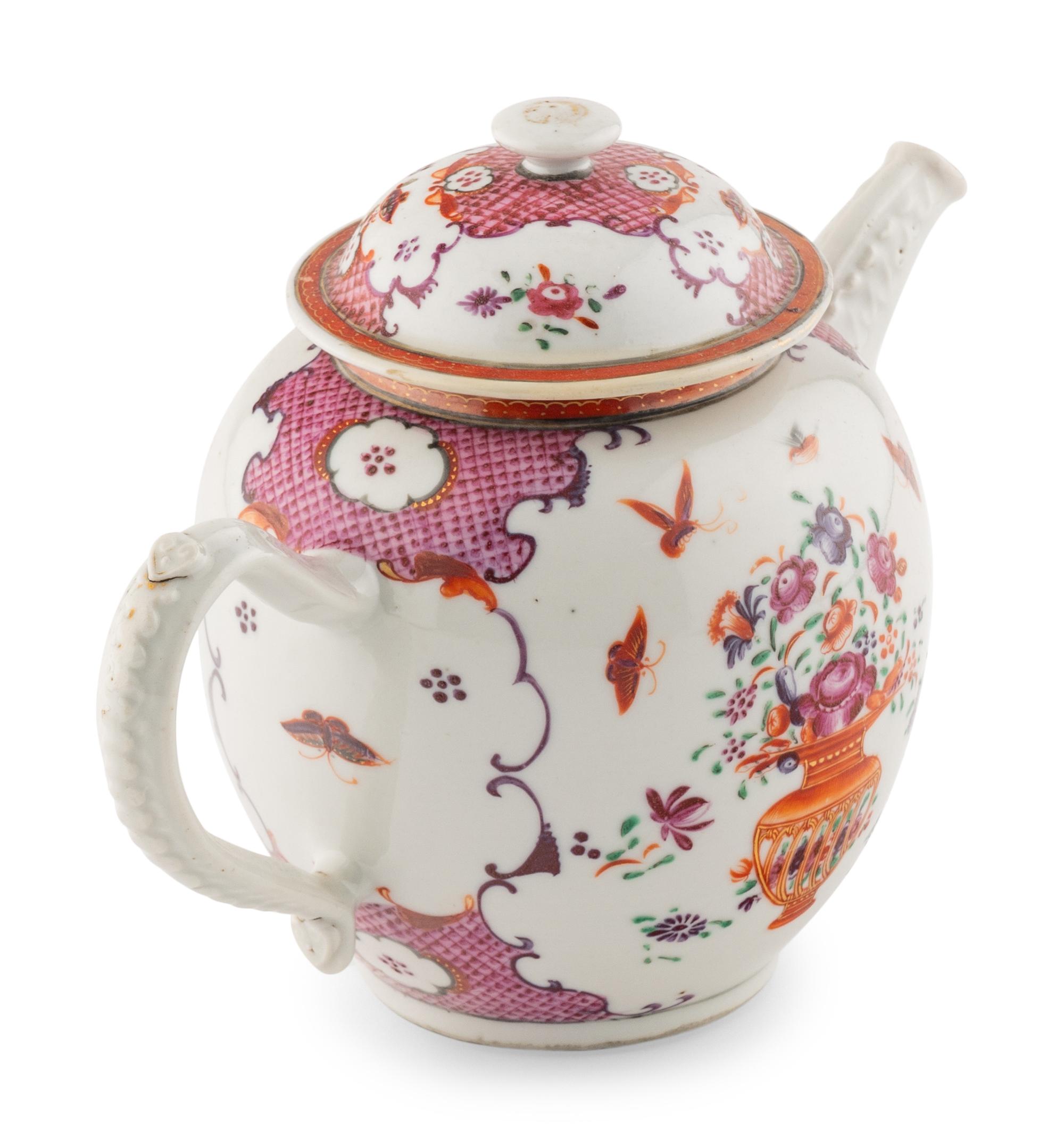A Chinese Export Porcelain Teapot
