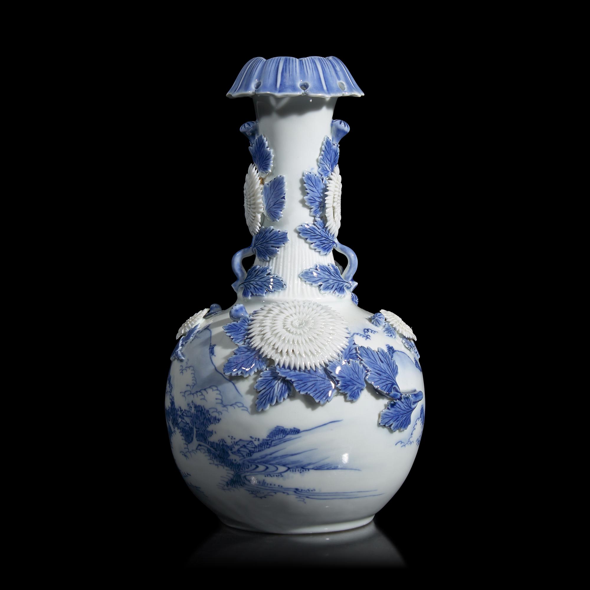 A Japanese Hirado Blue and White "Chrysanthemums" Vase, Late Edo to Meiji Period