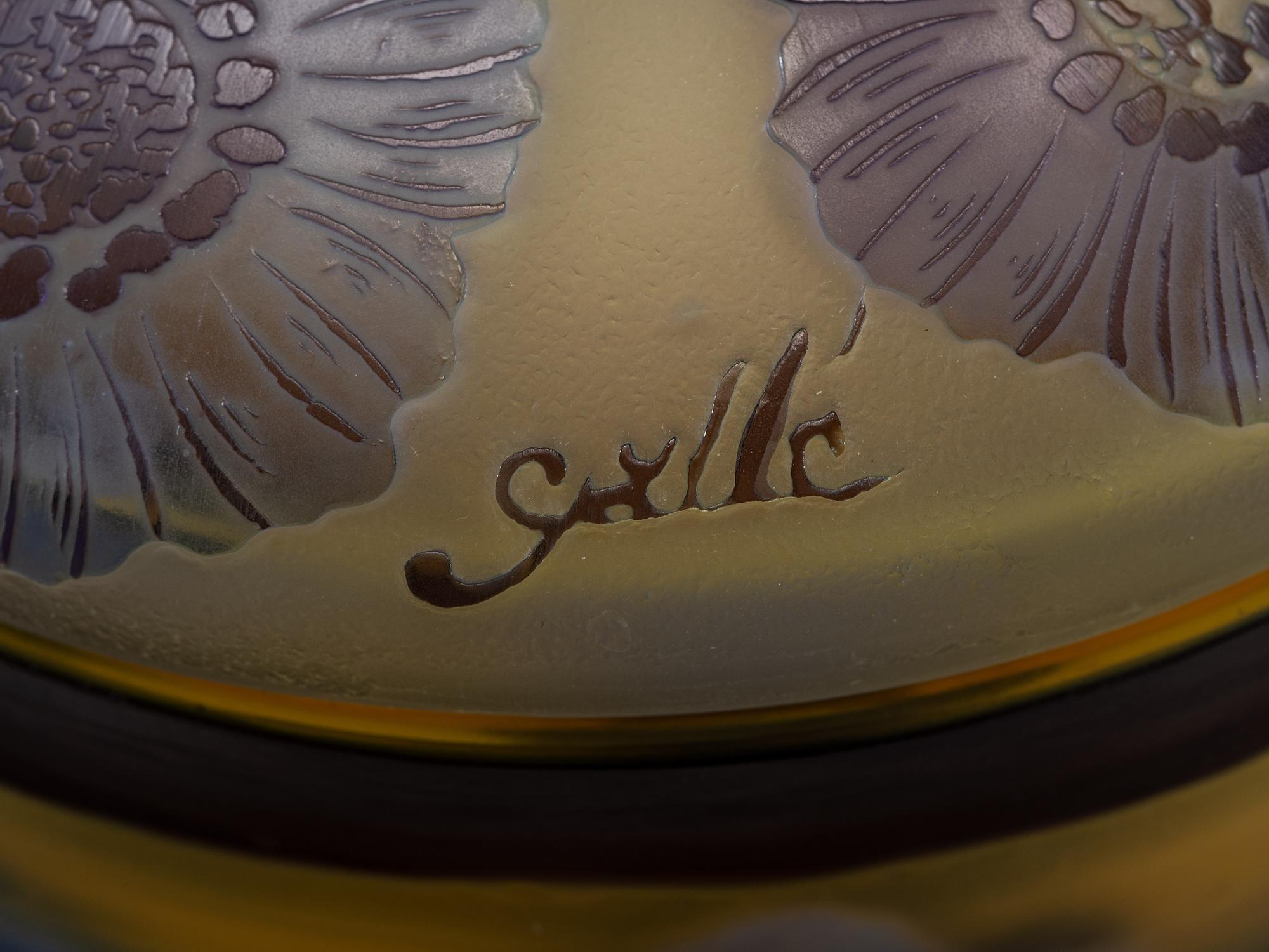 Dresser Box