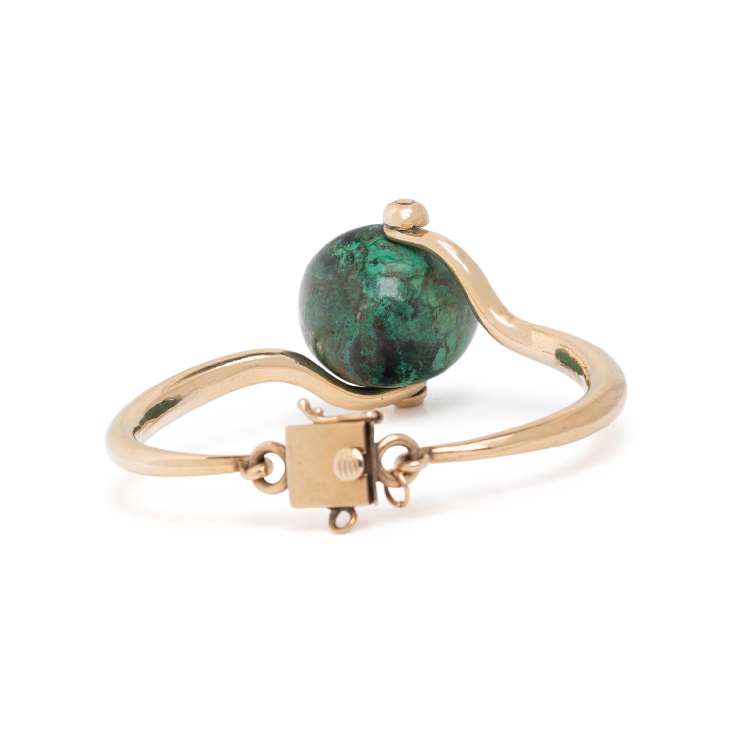 HARDSTONE AND YELLOW GOLD BANGLE BRACELET