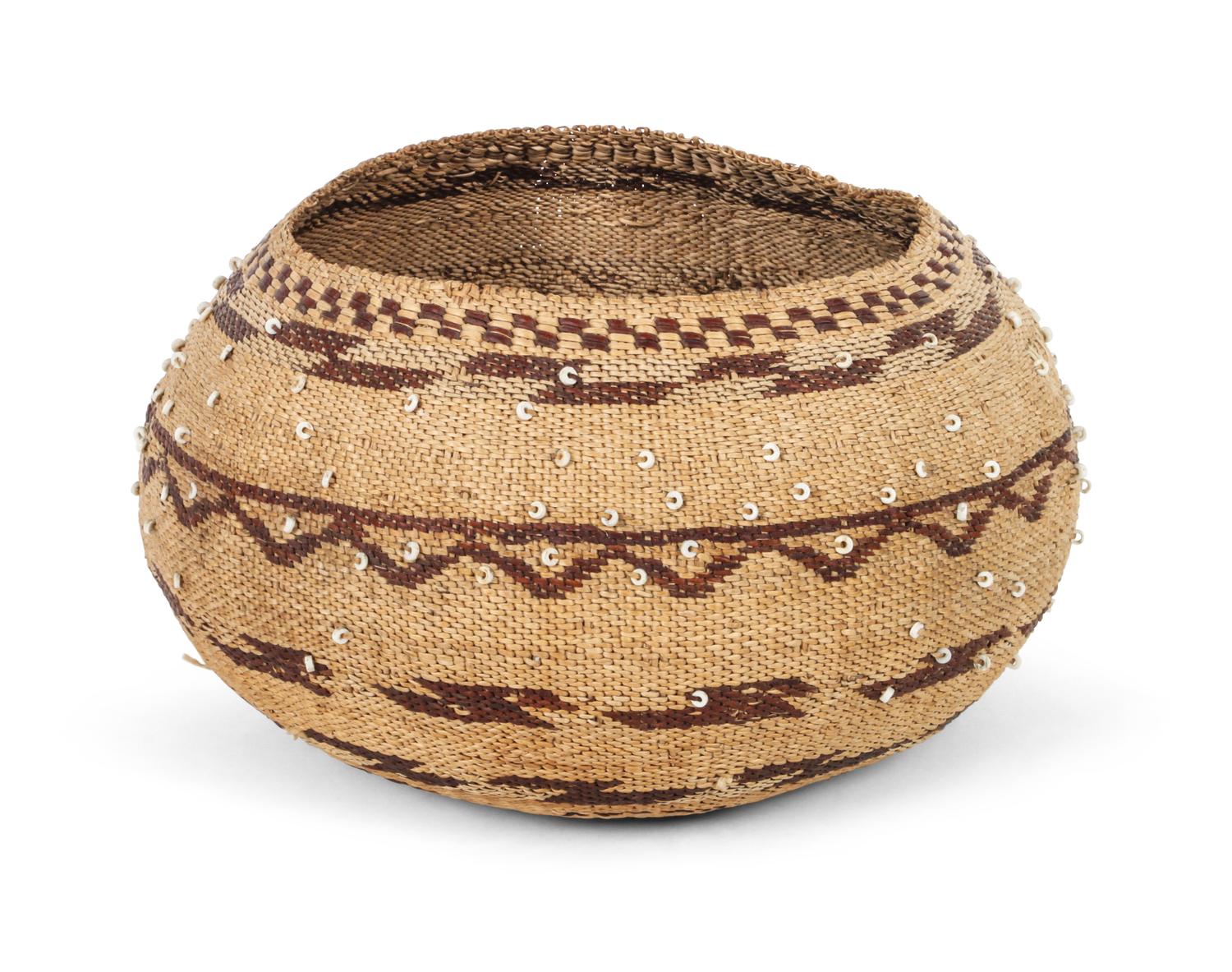A Pomo Twined Bowl Height 5 1/2 x diameter 9 1/2 inches. — EARLY 20TH CENTURY