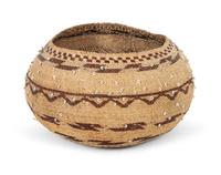 A Pomo Twined Bowl Height 5 1/2 x diameter 9 1/2 inches. — EARLY 20TH CENTURY