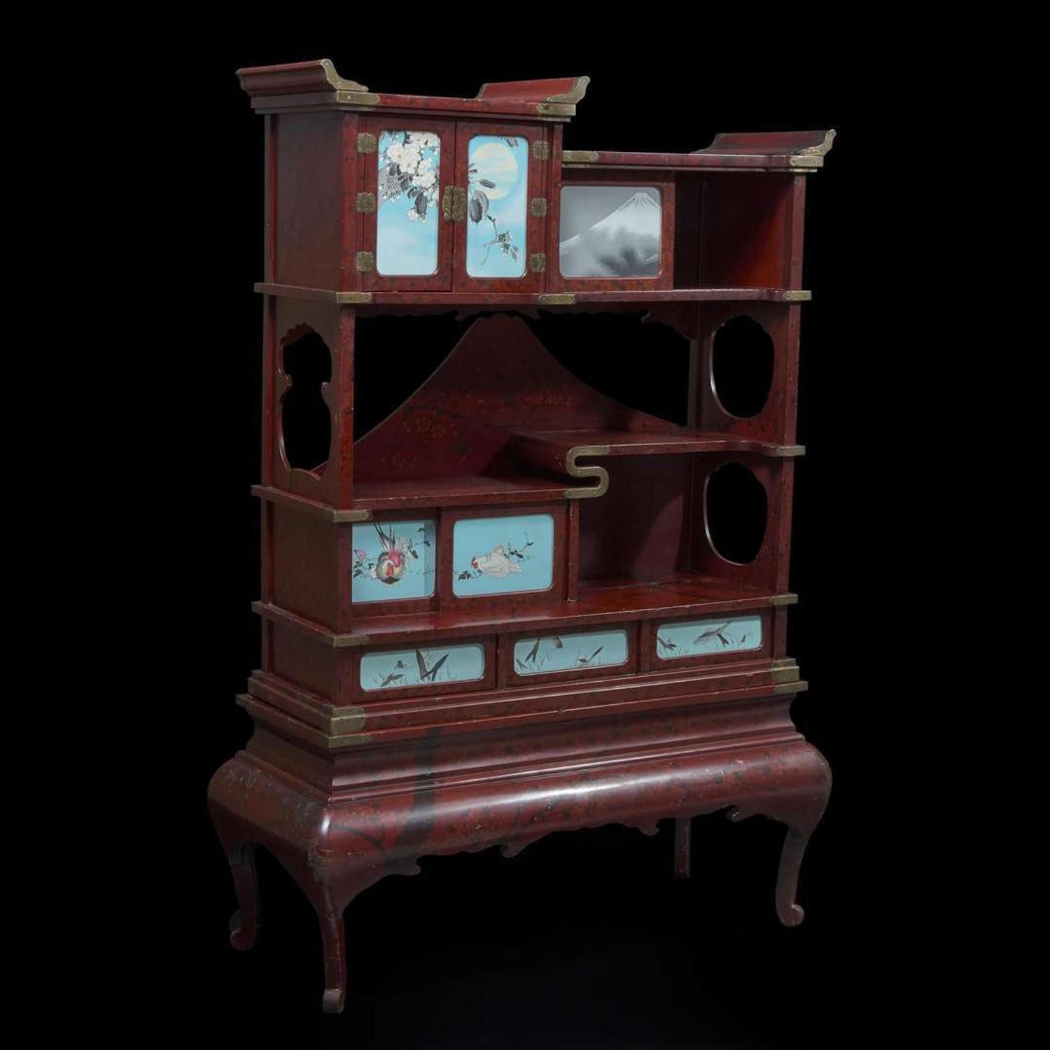 A Japanese lacquer display cabinet with cloisonné panels 日本漆器立柜及底座 Late Meiji period ????