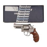 *Smith & Wesson Model 66-2 Revolver in Factory Box