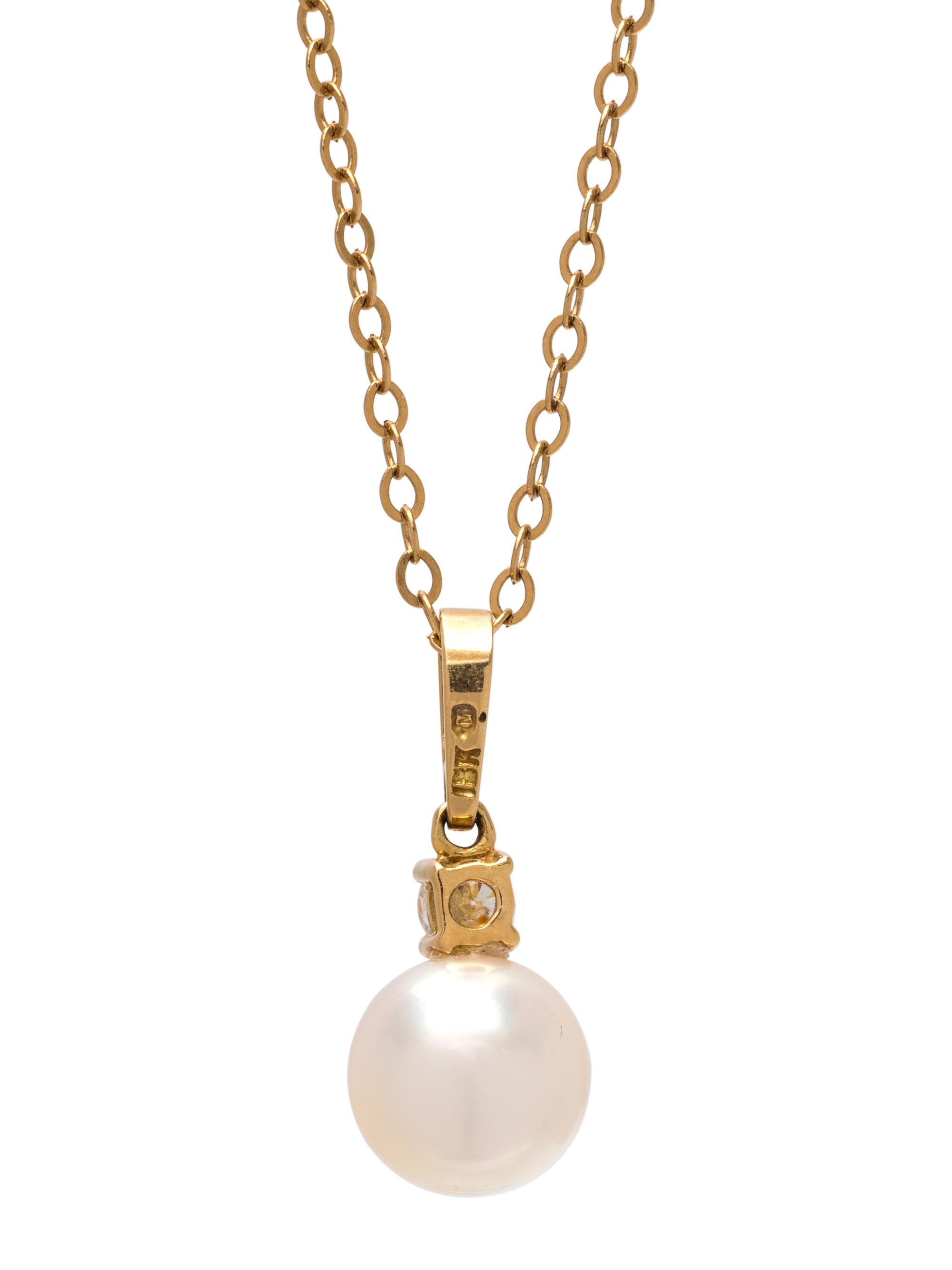 MIKIMOTO, YELLOW GOLD, CULTURED PEARL AND DIAMOND PENDANT/NECKLACE