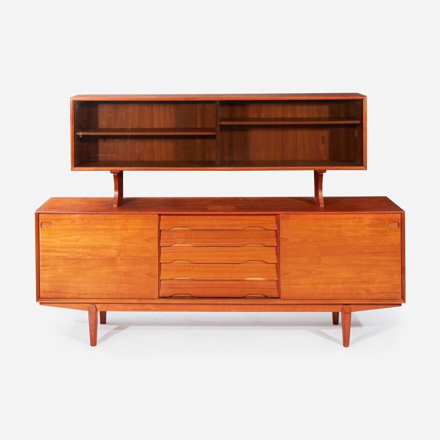 Henry Rosengren Hansen A Credenza Cabinet and Hutch, Dyrlund, Denmark, circa 1960s