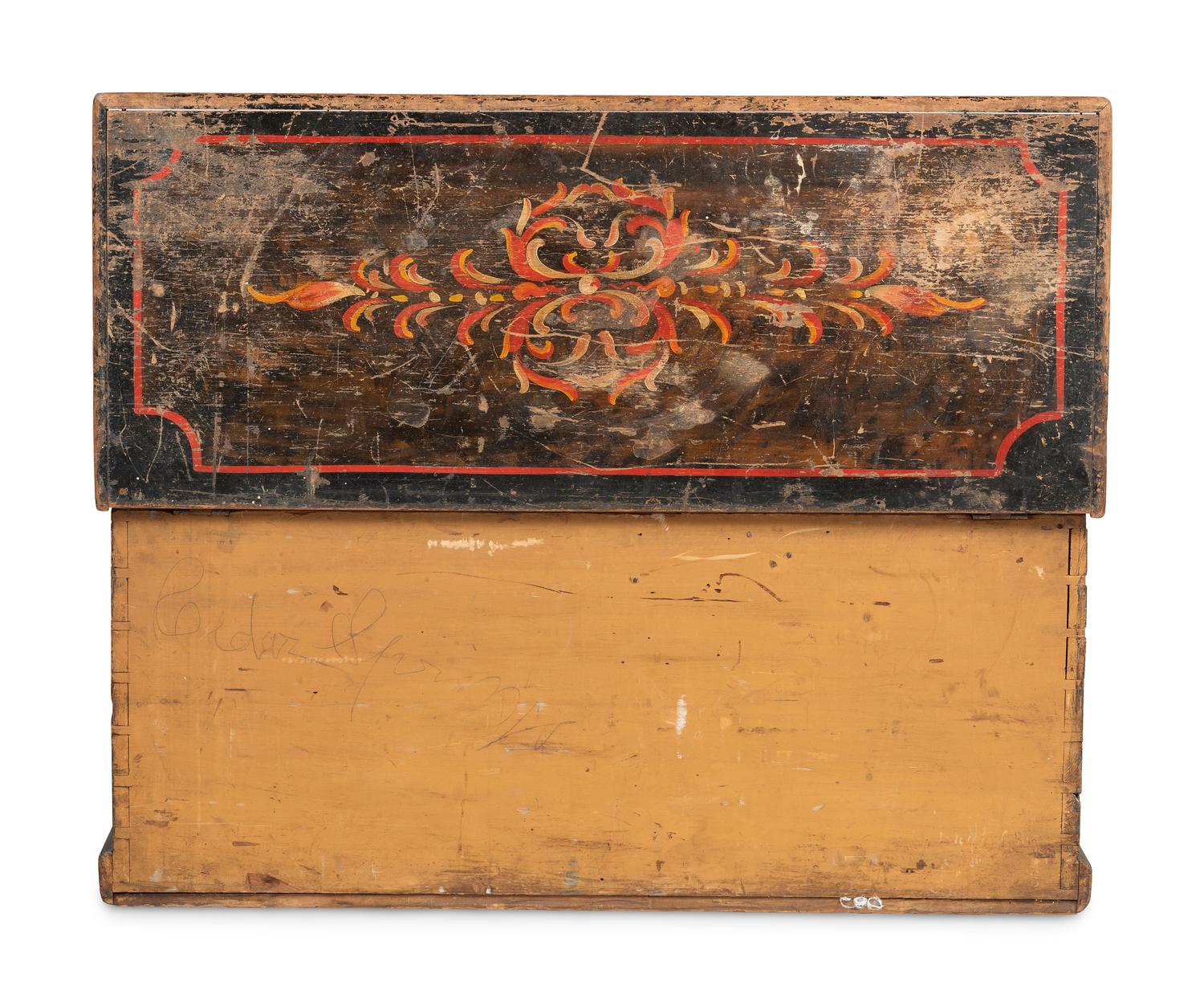 A Country Classical Grain Paint Decorated Poplar Blanket Chest