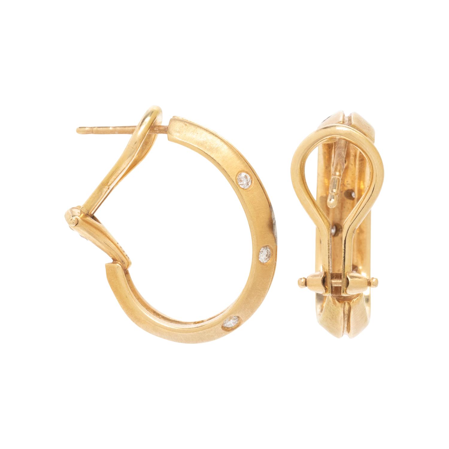 YELLOW GOLD AND DIAMOND HALF-HOOP EARCLIPS