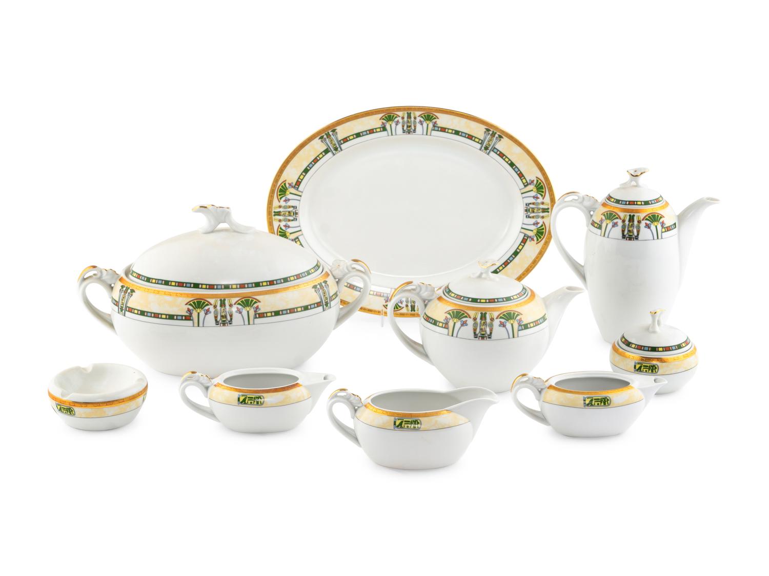 A Czech Porcelain Dinner Service
