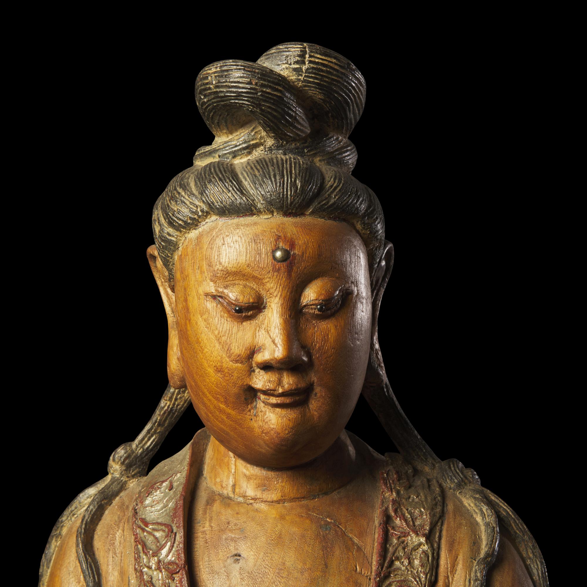 A Large Chinese Carved Wood Figure of Guanyin, Qing Dynasty 清 木雕觀音