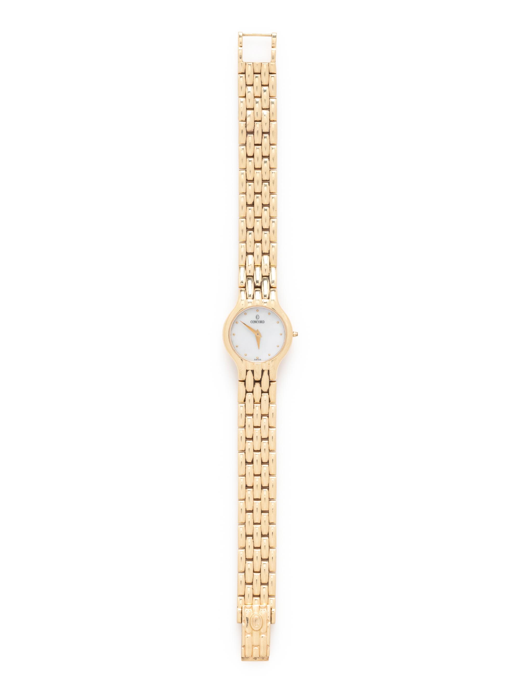 CONCORD, 14K YELLOW GOLD AND MOTHER-OF-PEARL WRISTWATCH